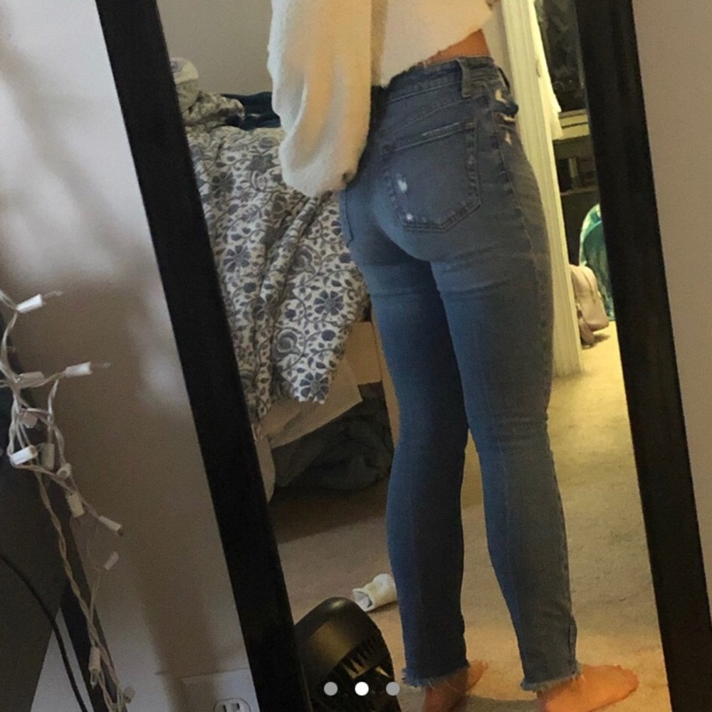 Jeans - Picture 2 of 3
